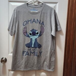 Disney Lilo & Stitch  Gray Short Sleeve Tee  Sz Large NWT